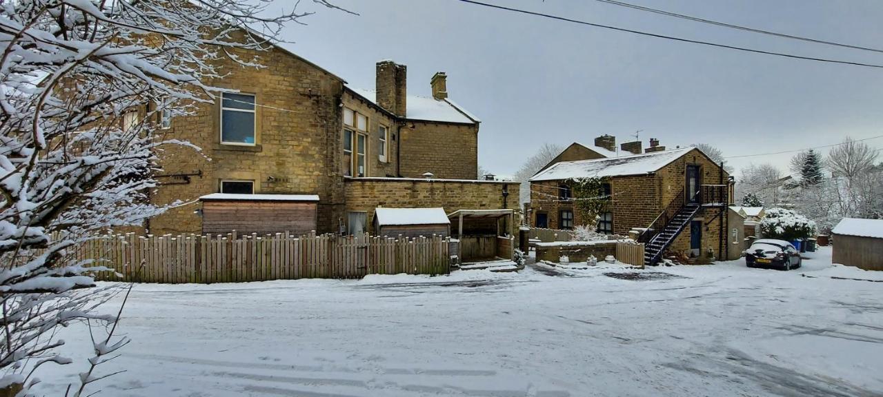 Trawden Arms Community Owned Pub Otel Winewall Dış mekan fotoğraf